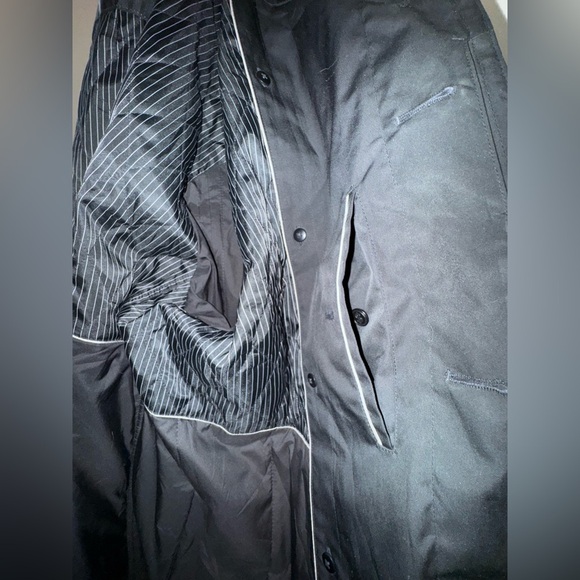 Sanyo Men's long Black, Water Resistant lined Trench SIZE R-48. Vintage - Picture 14 of 14